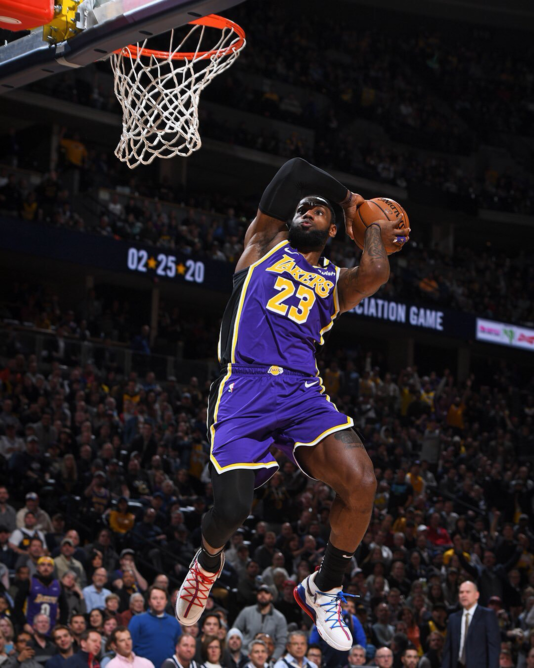 的季后赛故 的季后赛故