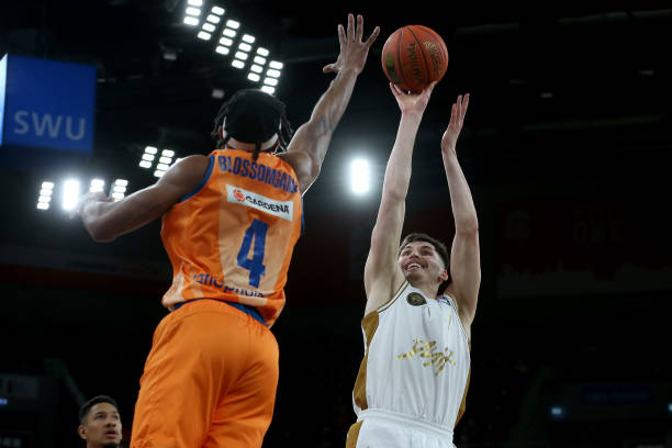 看似普通的 看似普通的